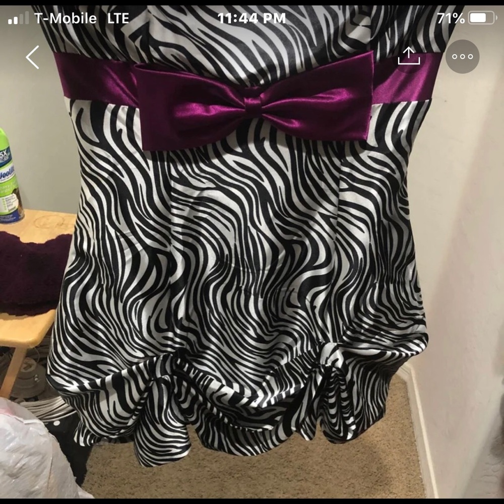 Women’s dresses